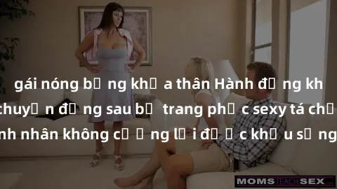 gái nóng bỏng khỏa thân Hành động không tưởng: Câu chuyện đằng sau bộ trang phục sexy tá chất lừ khiến bệnh nhân không cưỡng lại được khẩu sừng, đã phản ứng gay gắt từ dư luận.